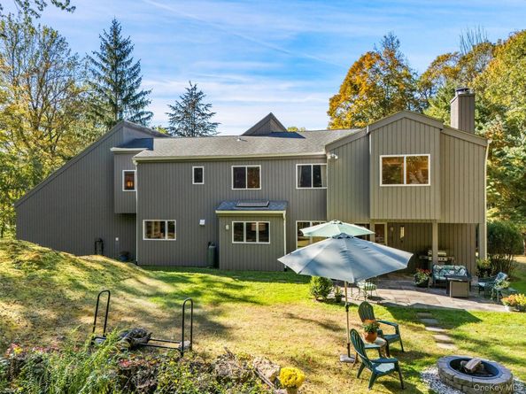 61 Mill River Road, South Salem NY 10590