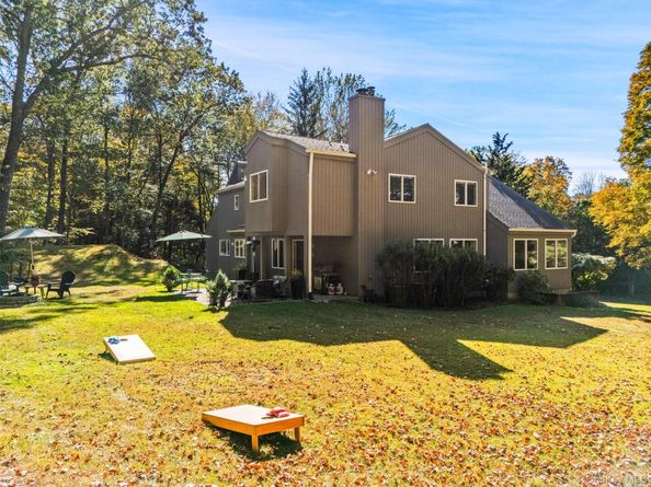 61 Mill River Road, South Salem NY 10590