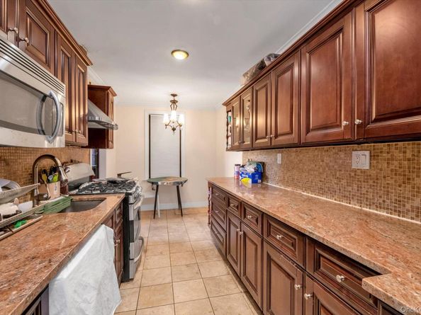 15030 71st Avenue 2D, Flushing NY 11367