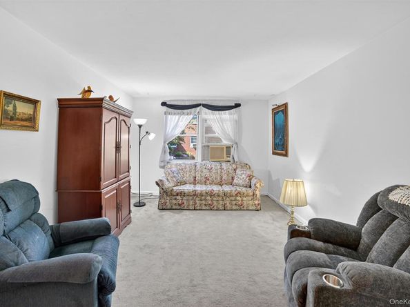 11 Bryant Crescent 1B, White Plains NY 10605
