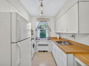 11 Bryant Crescent 1B, White Plains NY 10605