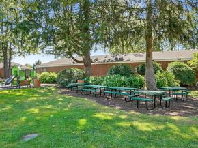 11 Bryant Crescent 1B, White Plains NY 10605