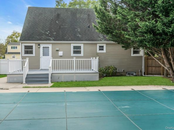 51 Arbor Lane, Centereach NY 11720