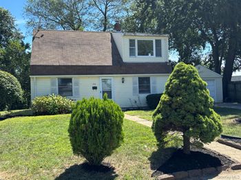 122 Old Oak Lane
