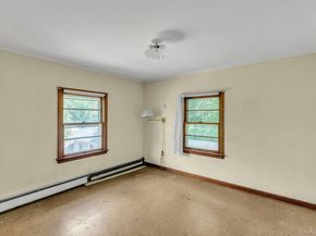 8 N Westbury Road, Hampton Bays NY 11946