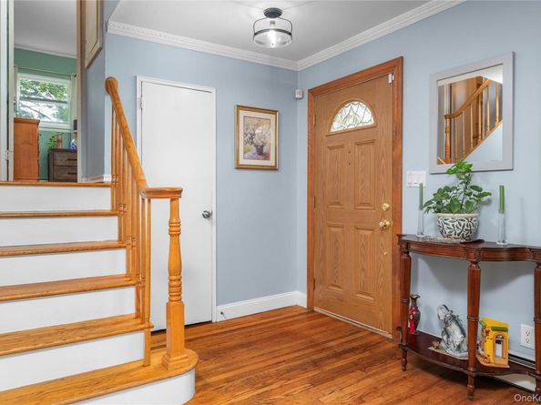142 Pembrook Drive, Yonkers NY 10710