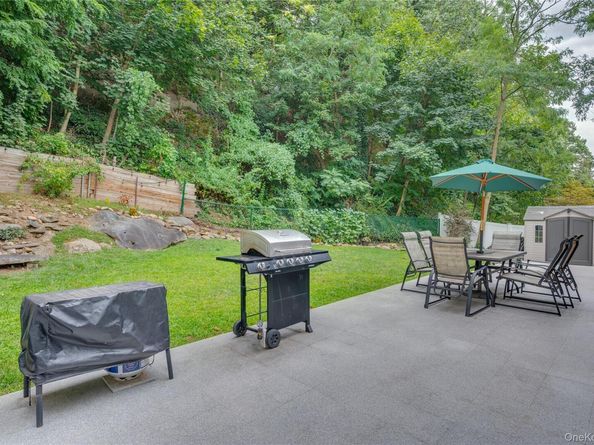 142 Pembrook Drive, Yonkers NY 10710