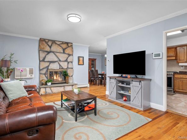 142 Pembrook Drive, Yonkers NY 10710