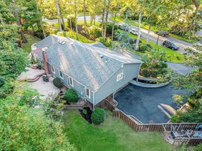 2 Rawlings Drive, Melville NY 11747