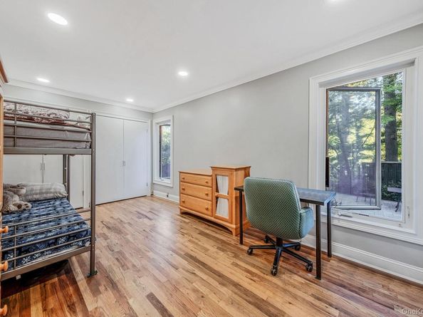 2 Rawlings Drive, Melville NY 11747