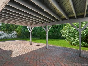 8 Gale Drive, North Woodmere NY 11581