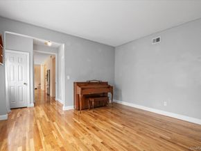 23 Island Trail, Mount Sinai NY 11766