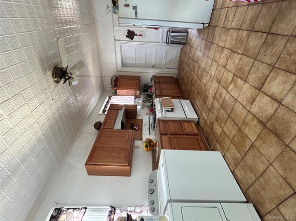 82 Burhans Avenue, Yonkers NY 10701