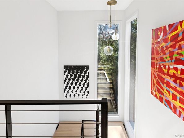 26 Alewive Brook Road, East Hampton NY 11937