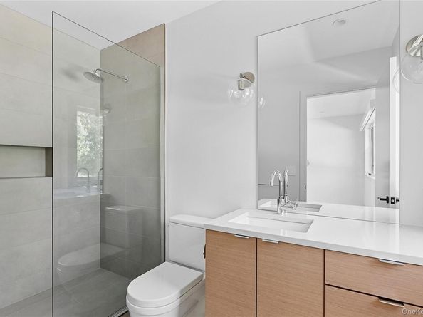 26 Alewive Brook Road, East Hampton NY 11937