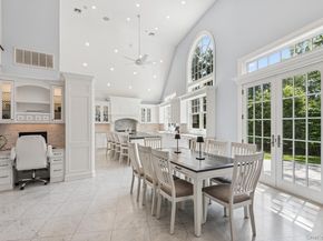 3 The Brae, Woodbury NY 11797