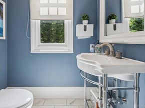 3 The Brae, Woodbury NY 11797