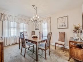 12 Hawthorne Street, Williston Park NY 11596