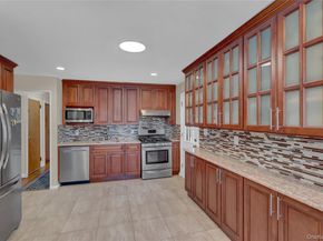 932 Cherry Lane, Floral Park NY 11001