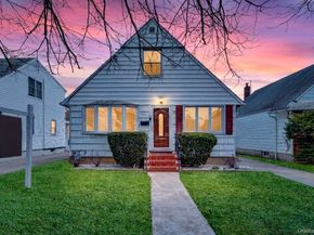 932 Cherry Lane, Floral Park NY 11001
