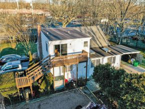 10 Eastport Manor Road, Eastport NY 11941