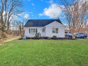 10 Eastport Manor Road, Eastport NY 11941