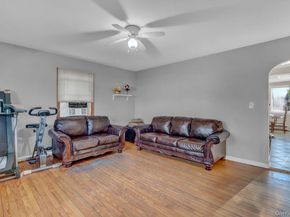 10 Eastport Manor Road, Eastport NY 11941