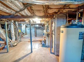 179 G Springville Road, Hampton Bays NY 11946