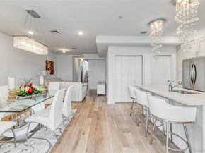 121 Marina Pointe Drive 121, East Rockaway NY 11518