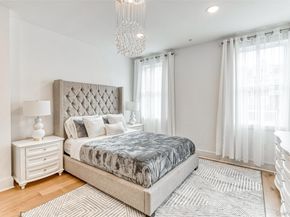 121 Marina Pointe Drive 121, East Rockaway NY 11518
