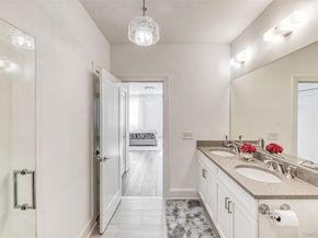 121 Marina Pointe Drive 121, East Rockaway NY 11518