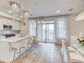 121 Marina Pointe Drive 121, East Rockaway NY 11518