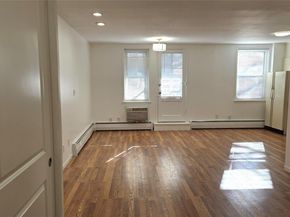 30 Daley Place 146, Lynbrook NY 11563