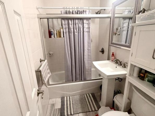 87-56 Francis Lewis Boulevard A52, Hollis NY 11427