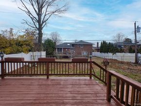 19 Birchwood Park Drive, Syosset NY 11791