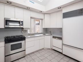 19 Birchwood Park Drive, Syosset NY 11791