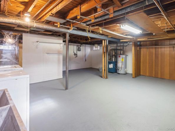 19 Birchwood Park Drive, Syosset NY 11791