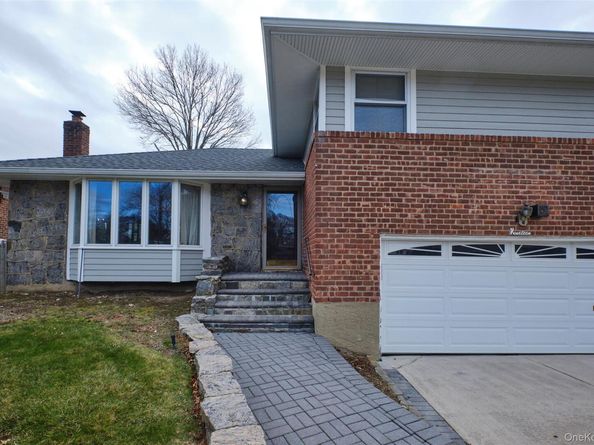 19 Birchwood Park Drive, Syosset NY 11791