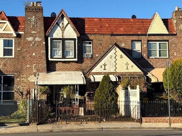 109-10 Francis Lewis Boulevard, Queens Village NY 11429