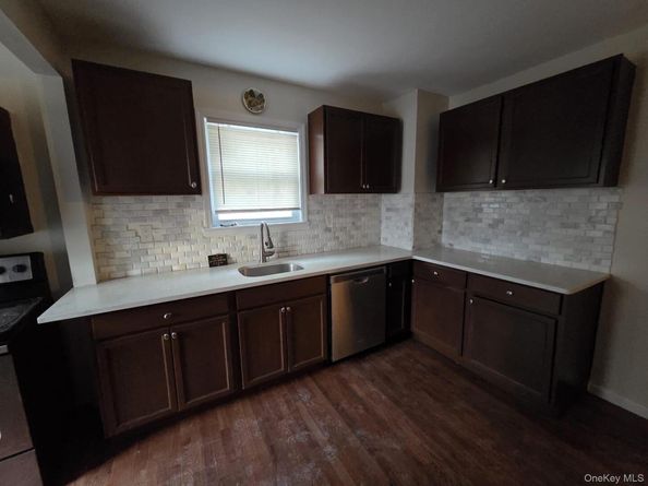 10 N 15th Street, Wyandanch NY 11798