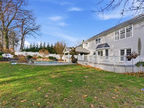 22 Knott Drive, Glen Cove NY 11542
