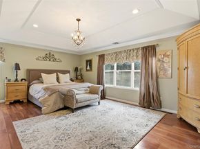 22 Knott Drive, Glen Cove NY 11542