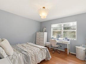 22 Knott Drive, Glen Cove NY 11542