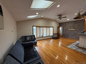 2331 Neptune Avenue, Seaford NY 11783