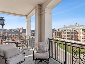 1000 Royal Court 1207, North Hills NY 11040