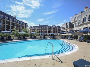 1000 Royal Court 1207, North Hills NY 11040