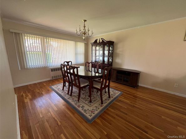 194 Rhododendron Drive, Westbury NY 11590