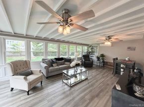 3 Norma Lane, Kings Park NY 11754