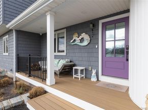 4 Bay Street, Center Moriches NY 11934