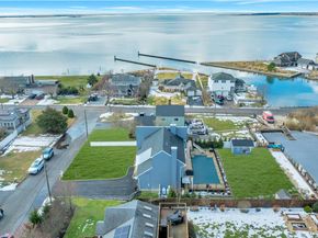 4 Bay Street, Center Moriches NY 11934
